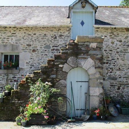 Le Petit Chateau Noyal-Pontivy Exterior foto