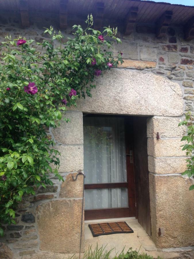Le Petit Chateau Noyal-Pontivy Exterior foto
